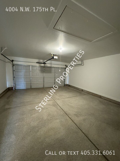 Building Photo - 4004 NW 175th Pl
