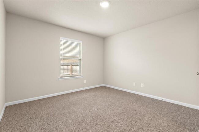 Building Photo - 2599 Thornbury Lp