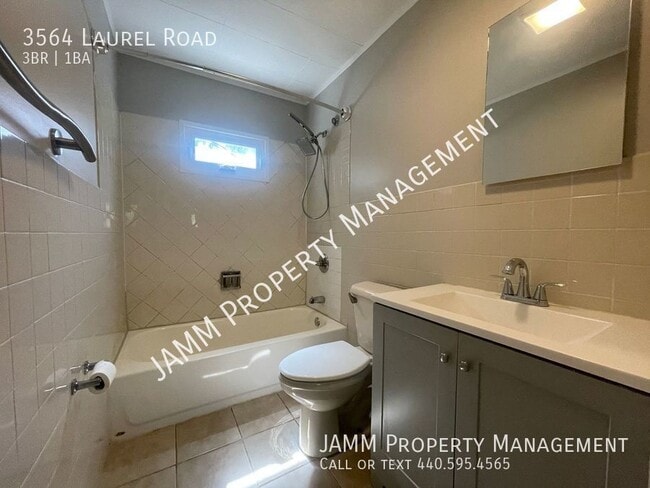 Building Photo - 3-Bedroom Single Family Ranch style home i...