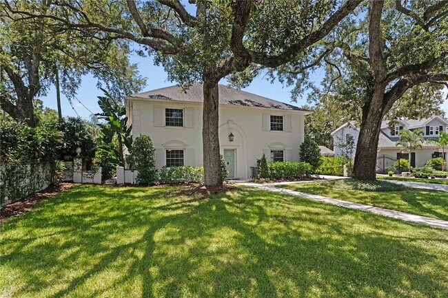 Building Photo - 4704 W Brookwood Dr