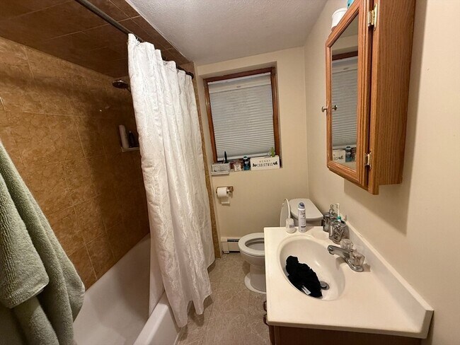 Building Photo - 15 Michael Rd