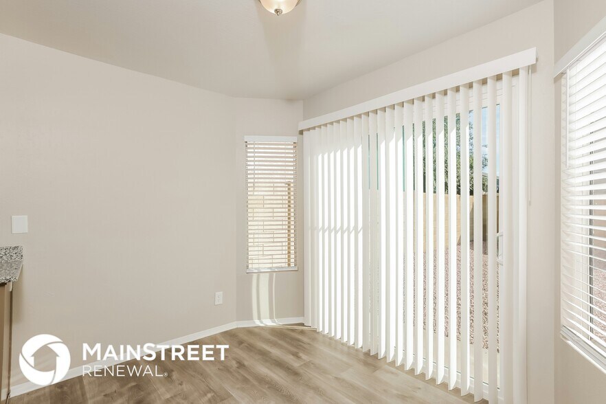 Building Photo - 4461 W Tonto Rd