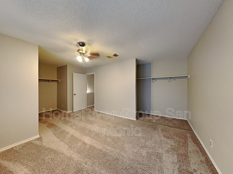 Building Photo - 18542 Brigantine Creek