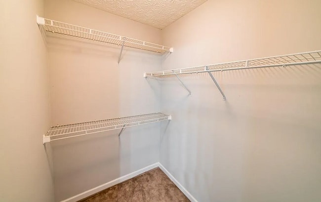Building Photo - 8018 Silverado Dr