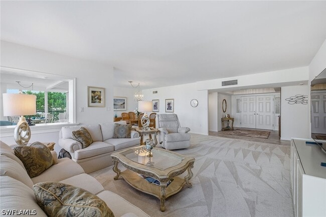 Building Photo - 4031 Gulf Shore Blvd N