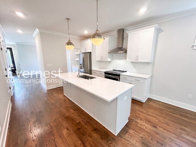 Building Photo - Spacious 3-Bedroom Home in a Family-Friendly Community / Pet Friendly / Available Now!/
