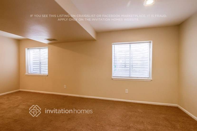 Building Photo - 6910 Blazing Trail Dr