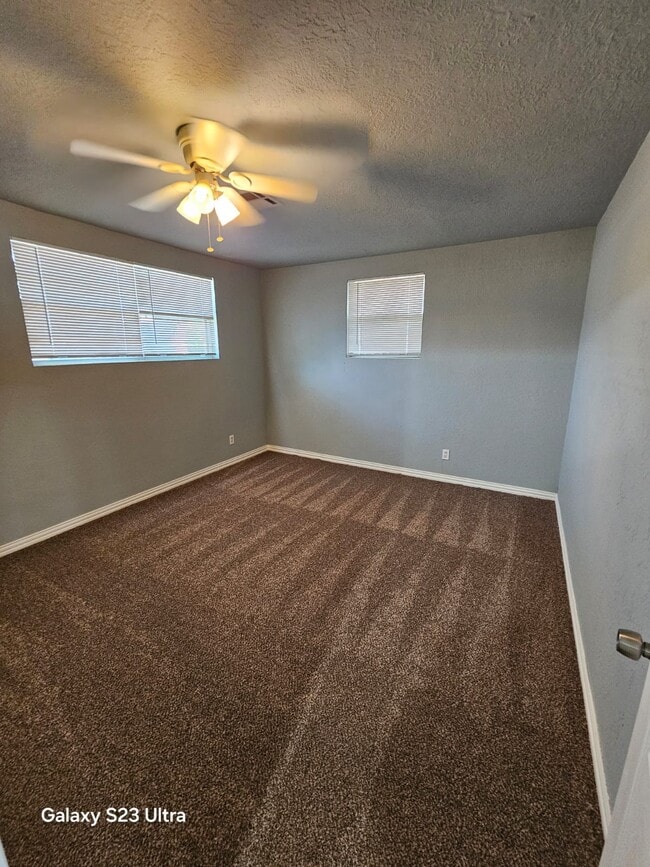 Building Photo - 908 NW 20th St