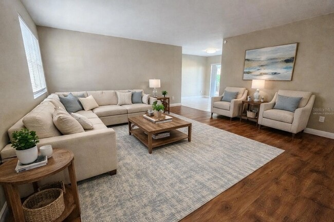 Building Photo - 12909 83rd Ave N