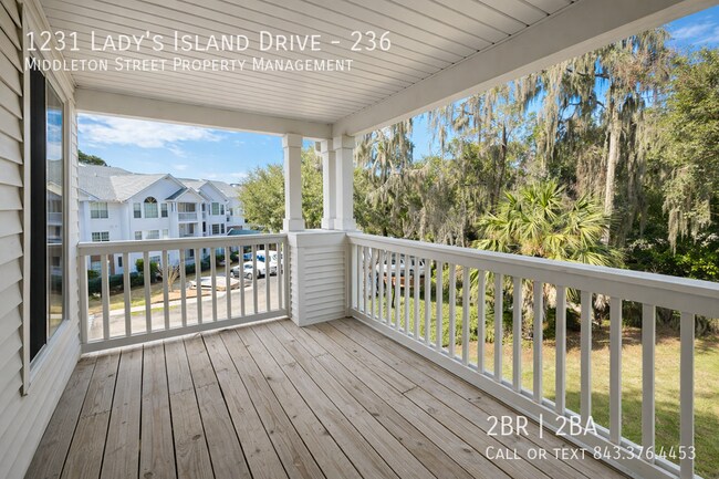 Building Photo - 1231 Ladys Island Dr