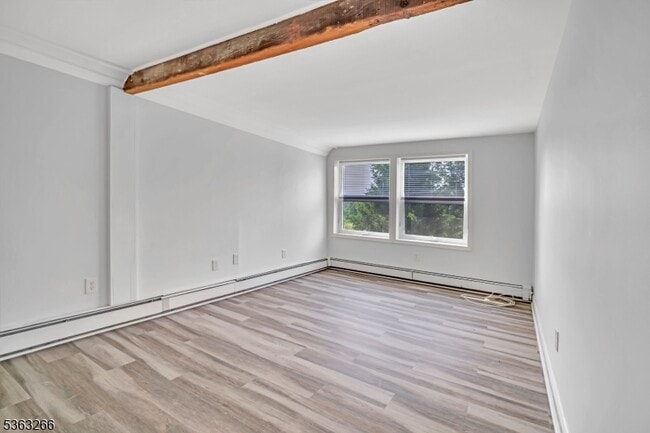 Building Photo - 1712 Linvale Harbourton Rd
