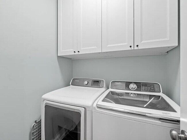 Building Photo - Build Equity Like a Homeowner – Lease to Own