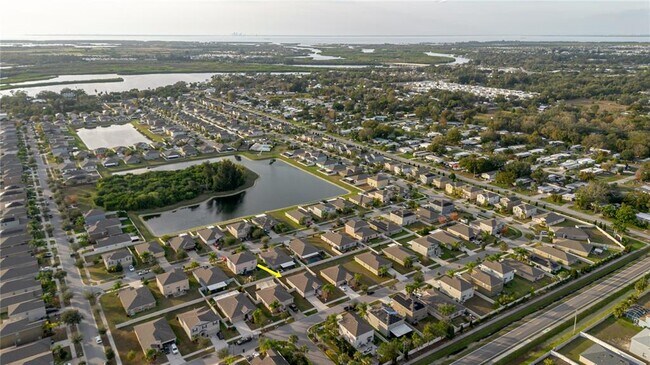 Building Photo - 304 Cascade Bend Dr