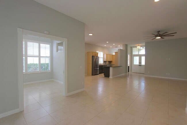 Building Photo - 117 Hampton Cir
