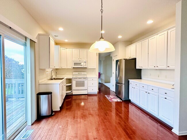 Building Photo - 16207 S St