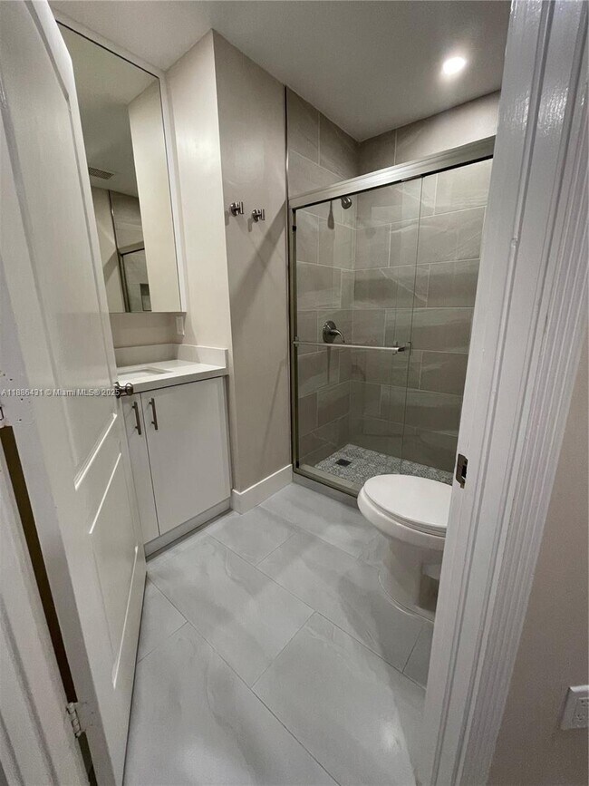 Building Photo - 14268 SW 126th Pl