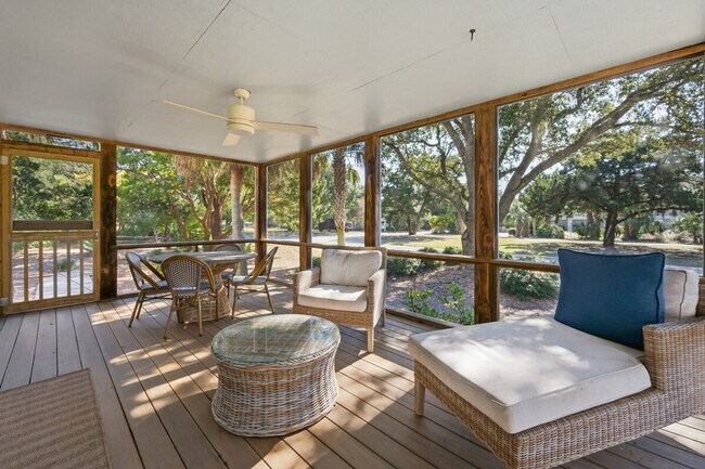 Building Photo - 162 Pioneer Loop