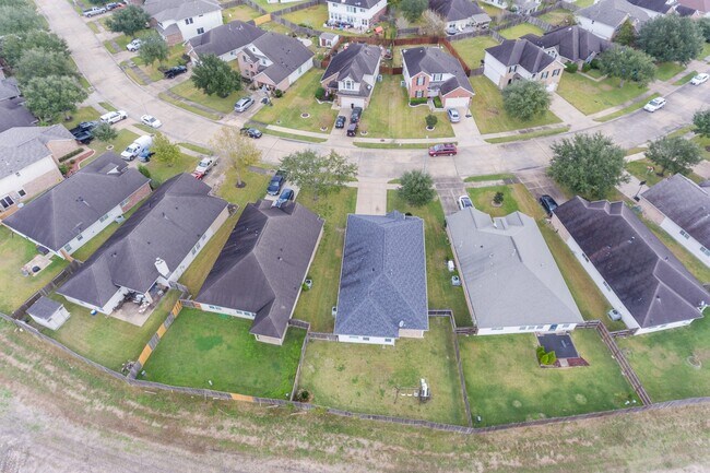 Building Photo - 2834 Sage Bluff Ave