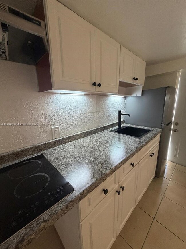 Building Photo - 2660 NE 212th Terrace