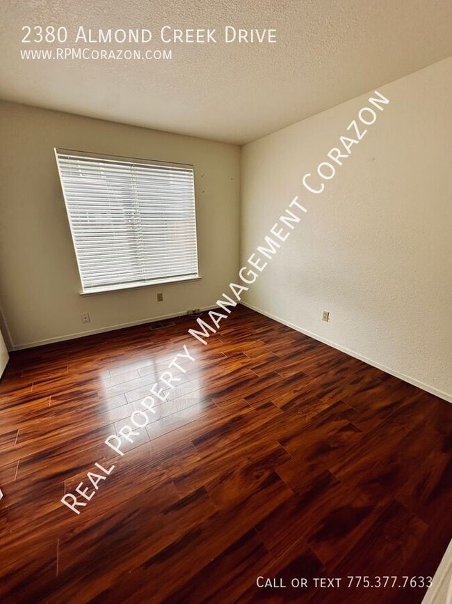Building Photo - 2380 Almond Creek Dr
