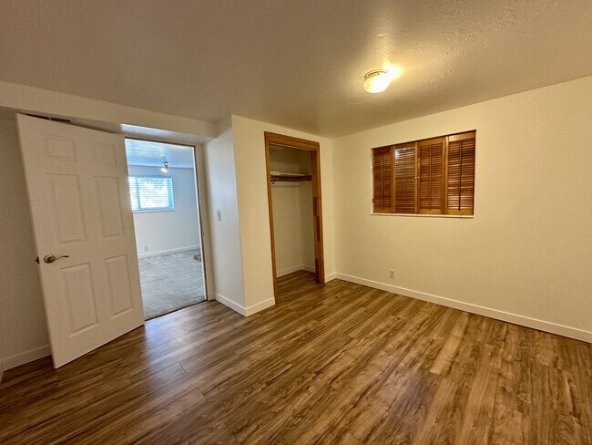 Building Photo - 9967 Electra Ln