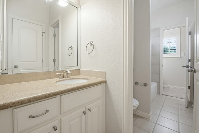 Building Photo - 3205 High Ridge Ct