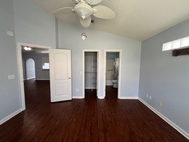 Building Photo - 116 E Sonata Cir