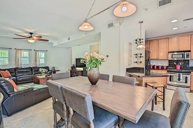 Building Photo - Southeast 15th Street, Fort Lauderdale, FL 33316 - 3 BR 3.5 BA townhouse