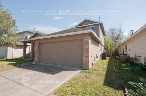 Building Photo - 11727 Standing Pine Ln