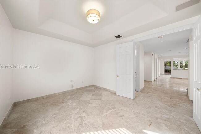 Building Photo - 1500 Shoreline Way