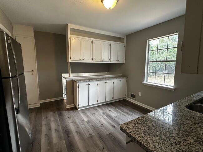 Building Photo - 4565 Rockdale Ct