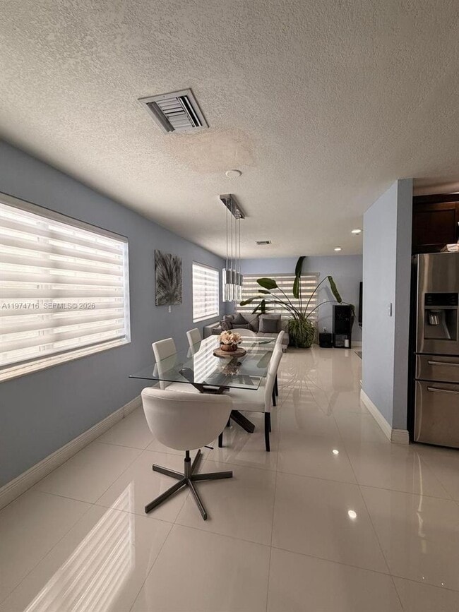 Building Photo - 1461 NW 137th St