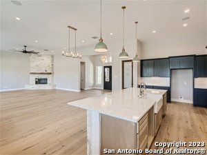 Building Photo - 103 River Mountain Dr