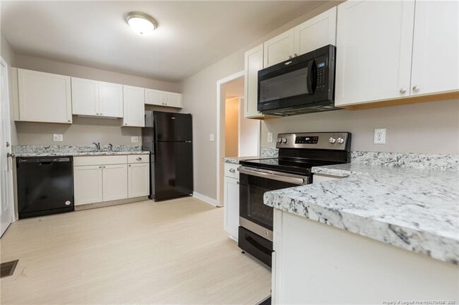 Building Photo - 3810 E Shephard St