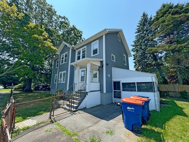 Building Photo - 28 Rodman St