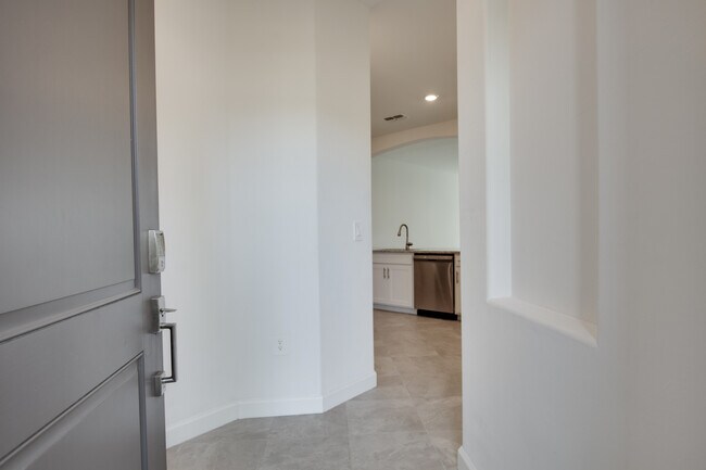 Building Photo - 5512 Sapphire Stone Cv