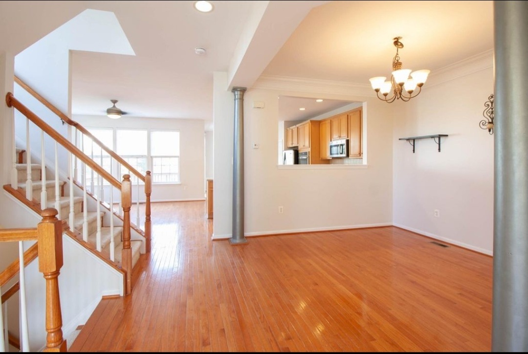 Building Photo - 12681 Heron Ridge Dr