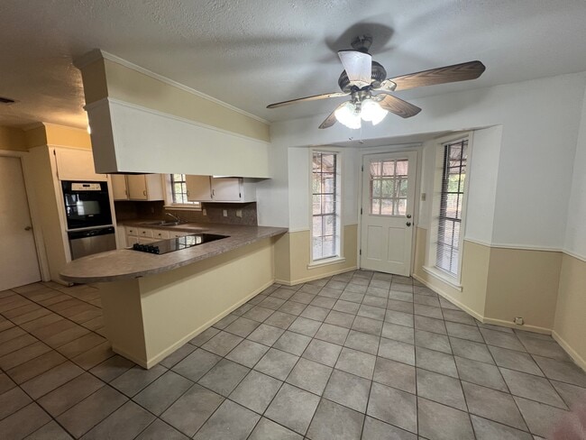 Building Photo - 3209 Hastings Crossing Rd