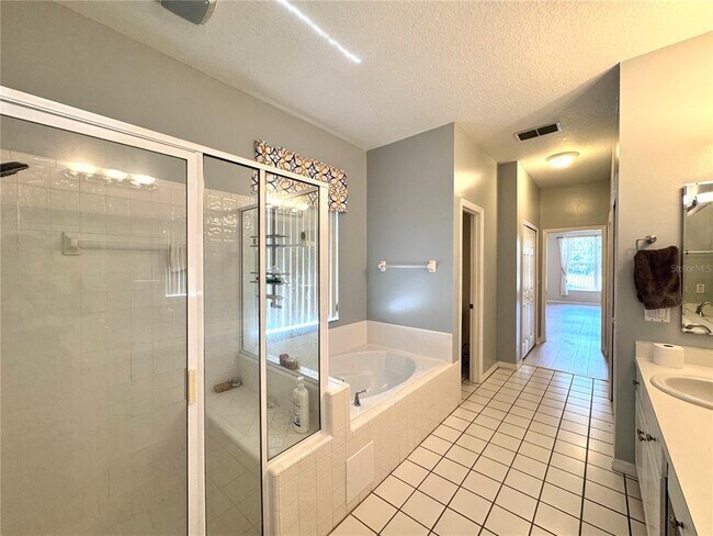 Building Photo - 107 Nandina Terrace