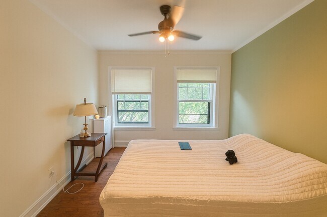 Building Photo - 448 Elmwood Ave