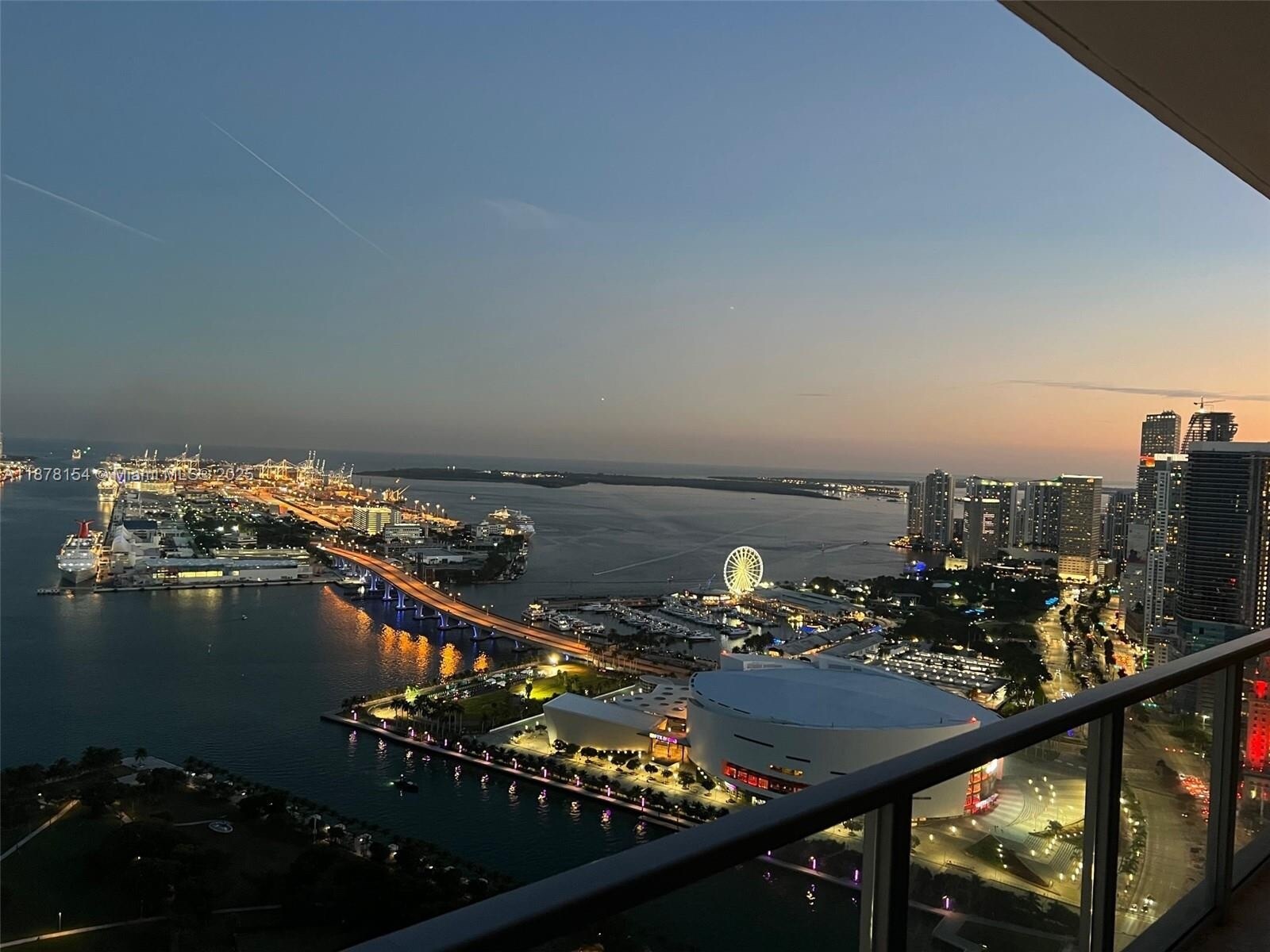 Building Photo - 1100 Biscayne Blvd