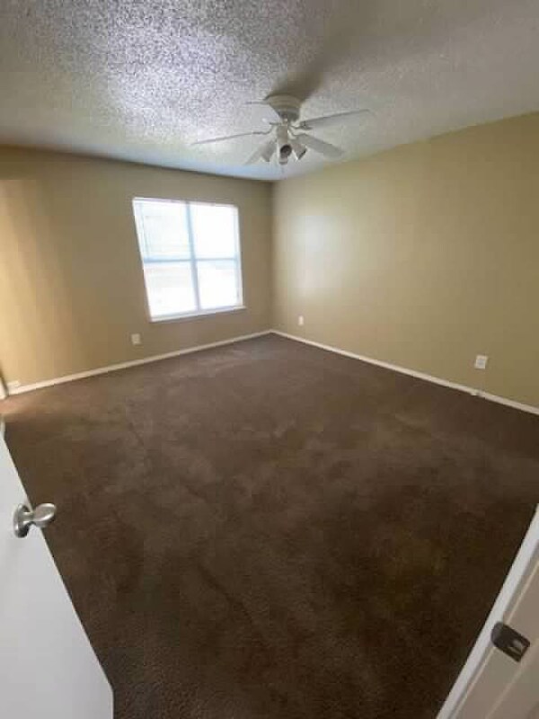 Building Photo - 4038 Walnut Park Cir