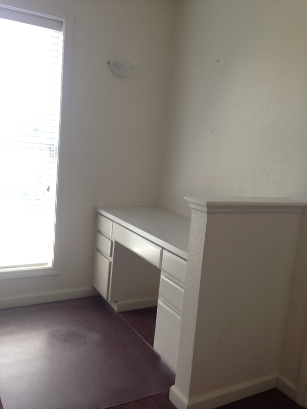 Building Photo - 980 NW Anjni Cir