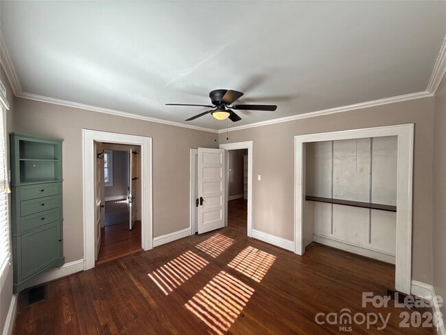 Building Photo - 1624 Club Rd