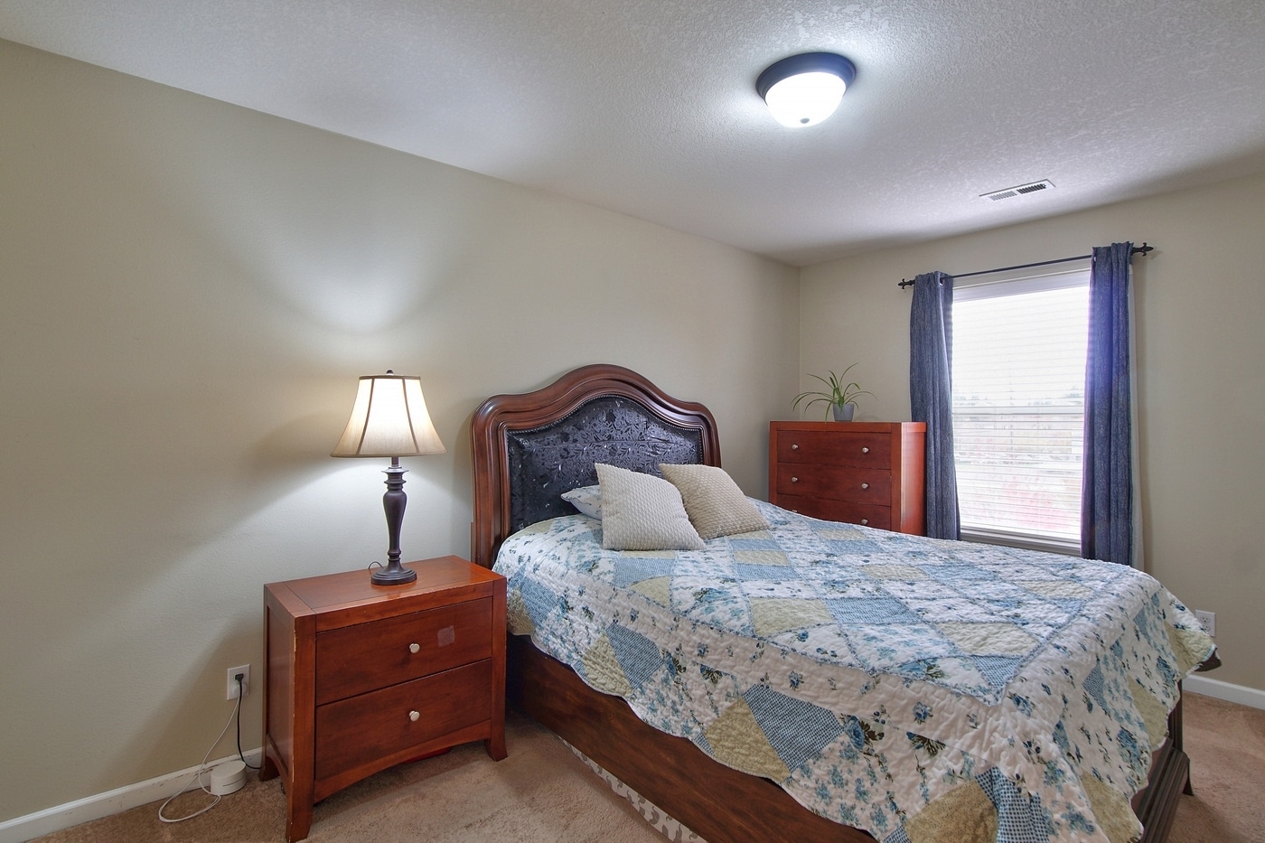 Building Photo - 17536 SW Parkway Ct