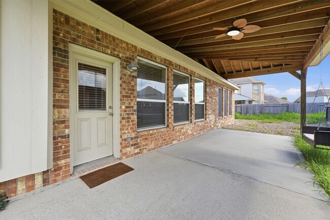 Building Photo - 9518 Franklin Dr