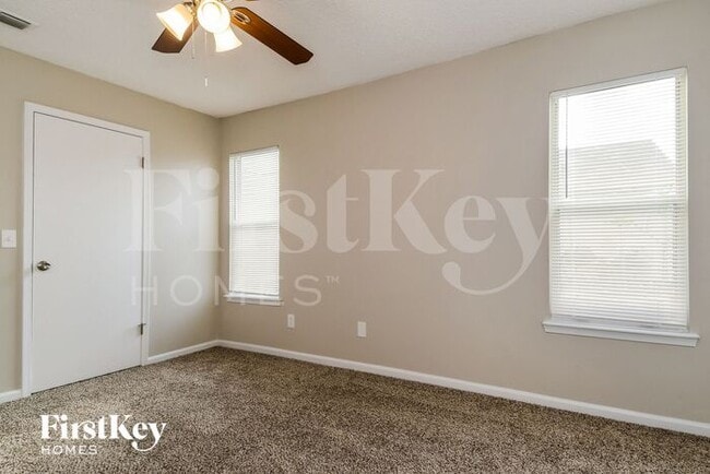 Building Photo - 1603 Cove Landing Dr