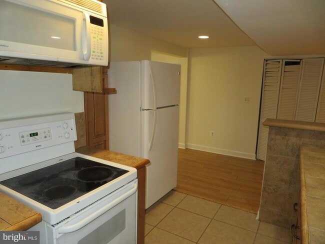 Building Photo - 1381 Hazel Nut Ct