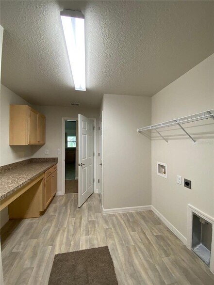 Building Photo - 16090 SW 55th Avenue Rd