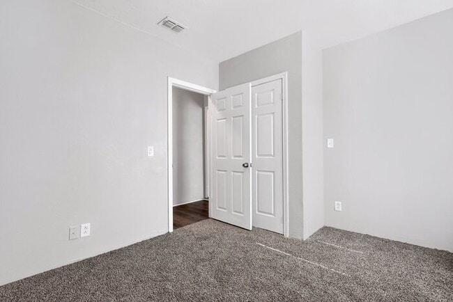 Building Photo - 638 Gilcrease St